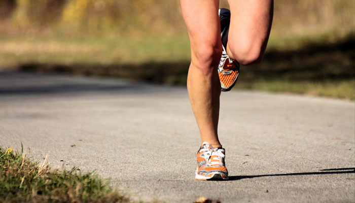 Featured image for “Avoiding shin splints can keep you running”